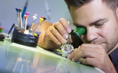 Zertifizierung Omega, Longines und Rado